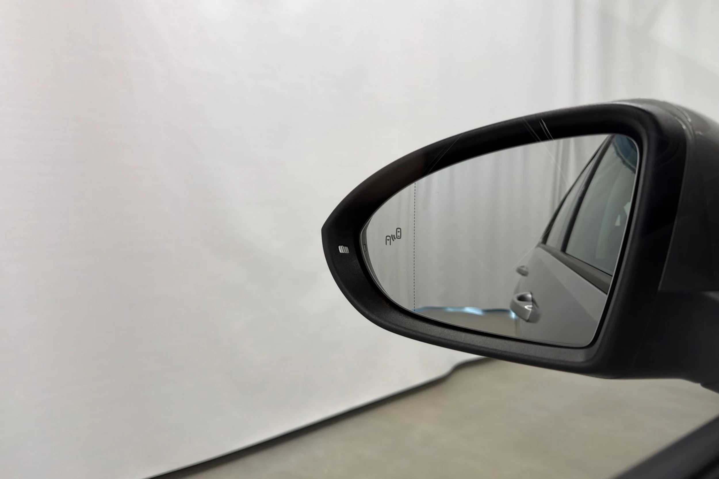 harmaa Volkswagen Golf 2018 kuva 30.