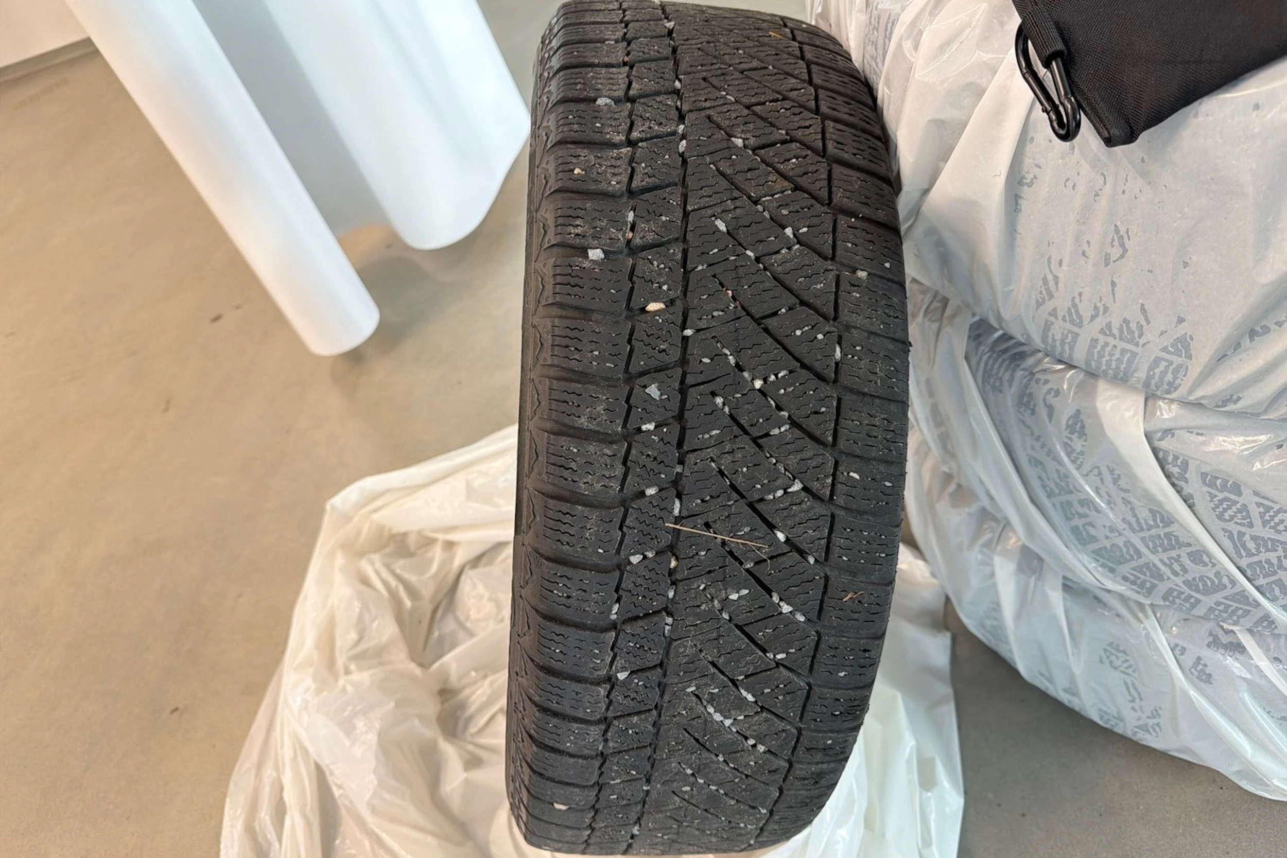 harmaa Volkswagen Golf 2018 kuva 38.