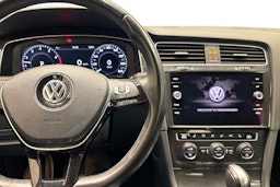 Harmaa Volkswagen GOLF 2017 kuva 9.