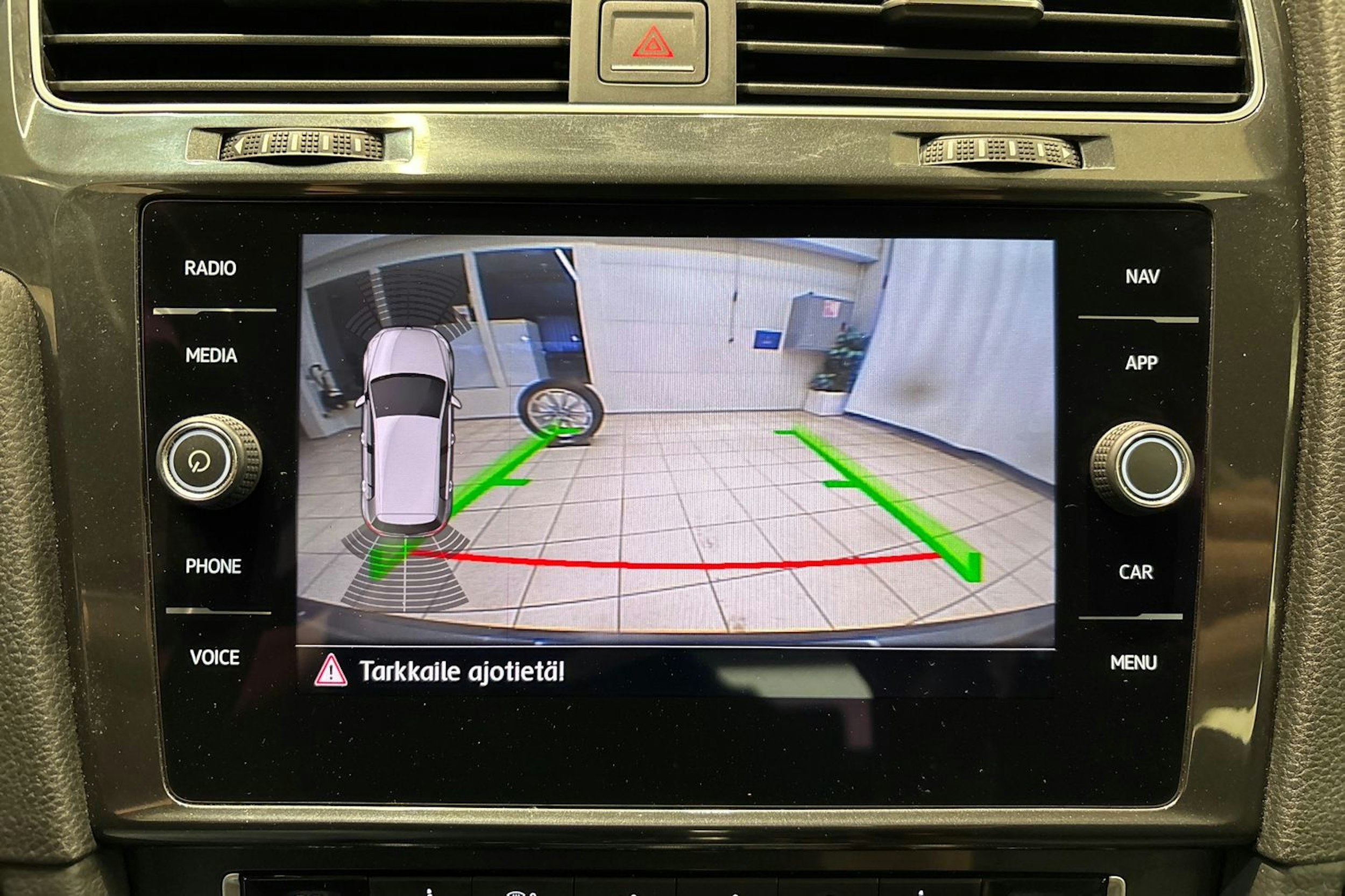 Harmaa Volkswagen GOLF 2017 kuva 18.