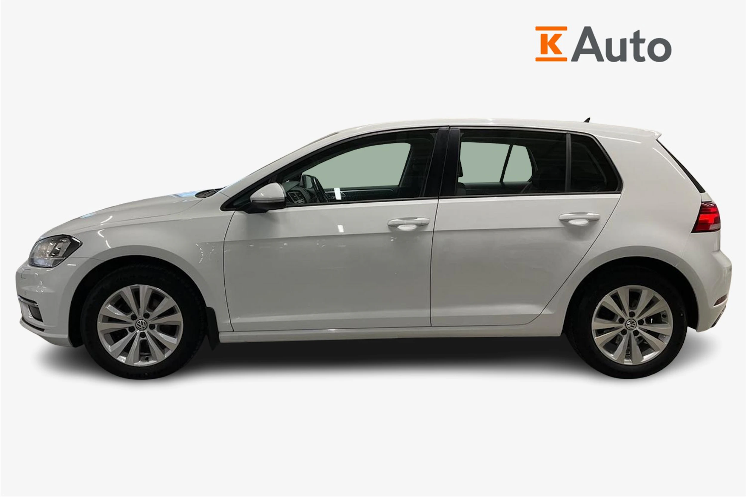 valkoinen Volkswagen Golf 2017 kuva 7.