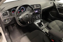 valkoinen Volkswagen Golf 2017 kuva 8.