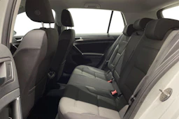 valkoinen Volkswagen Golf 2017 kuva 11.
