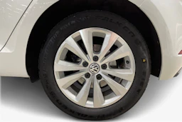 valkoinen Volkswagen Golf 2017 kuva 12.