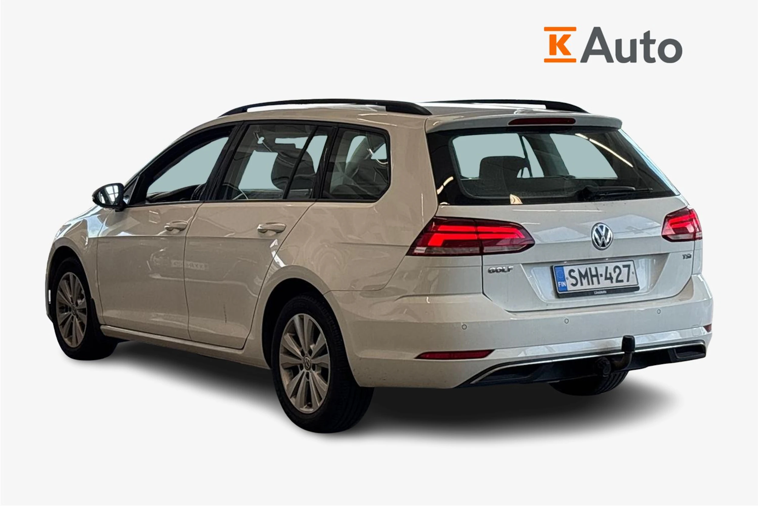 valkoinen Volkswagen Golf 2017 kuva 2.