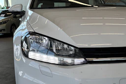 valkoinen Volkswagen Golf 2017 kuva 5.