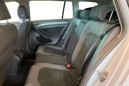 valkoinen Volkswagen Golf 2017 kuva 10.