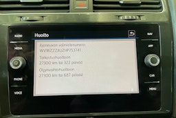 valkoinen Volkswagen Golf 2017 kuva 24.