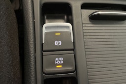 valkoinen Volkswagen Golf 2017 kuva 30.