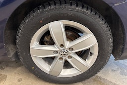 sininen Volkswagen Golf 2017 kuva 10.