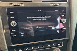 sininen Volkswagen Golf 2017 kuva 15.