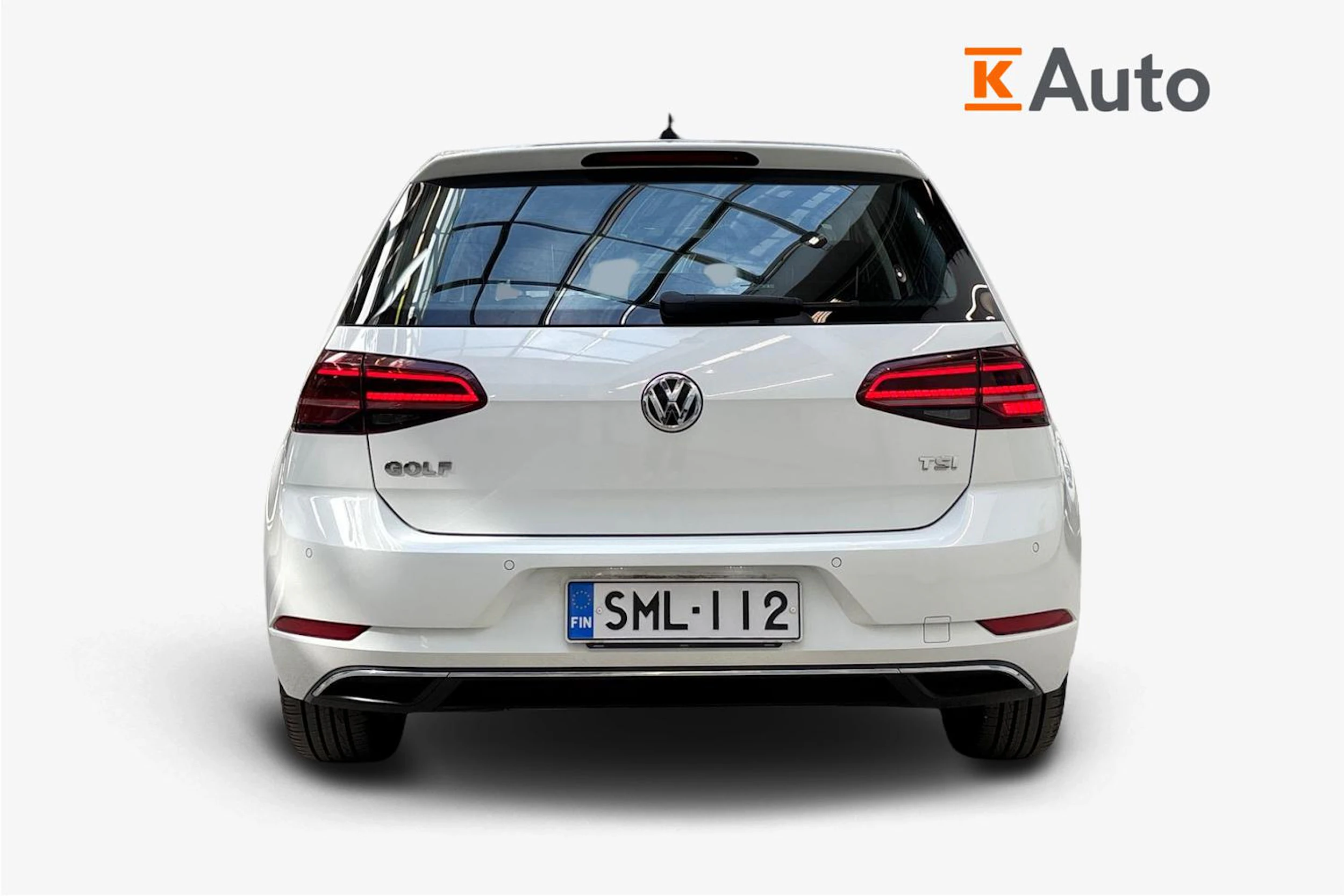 valkoinen Volkswagen Golf 2017 kuva 3.