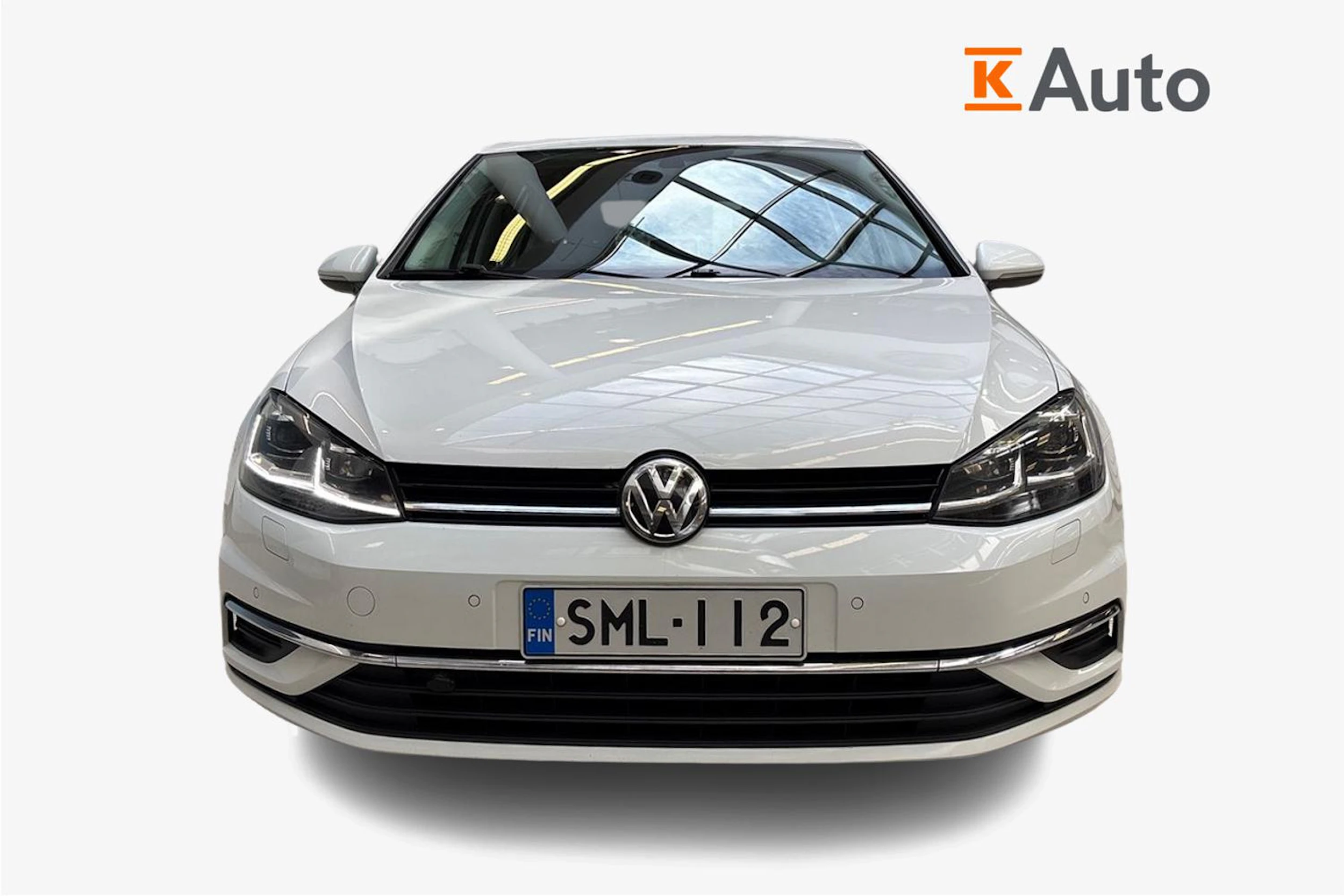 valkoinen Volkswagen Golf 2017 kuva 4.