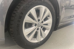 harmaa Volkswagen Golf 2018 kuva 13.