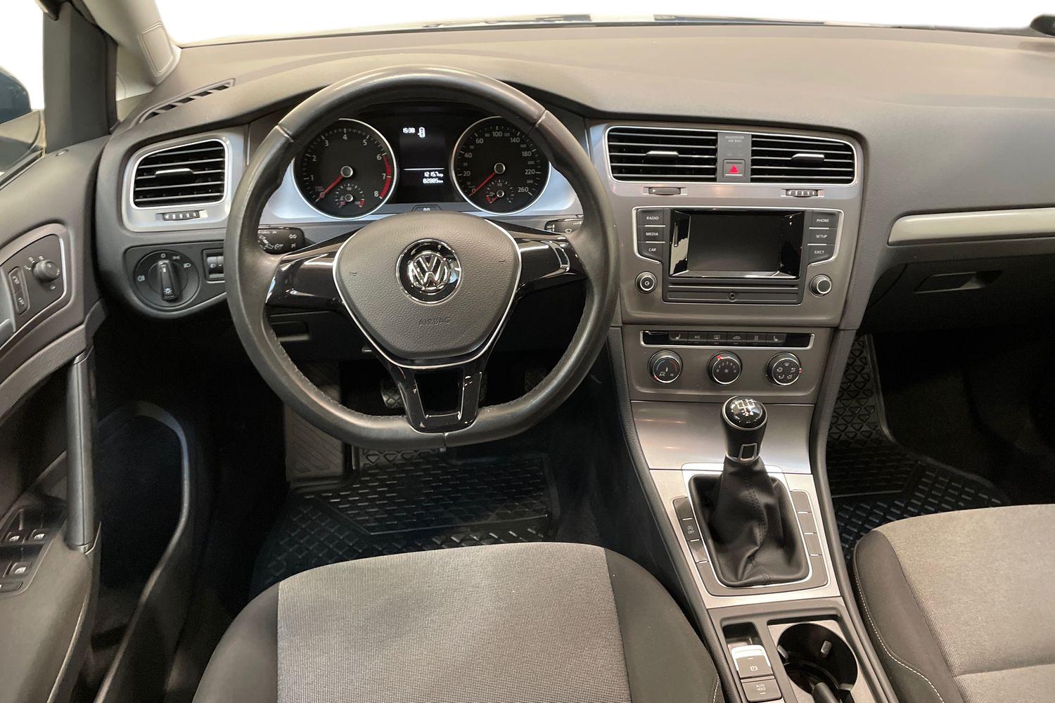 Volkswagen Golf 2017, photo 7/23