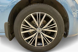 sininen Volkswagen Golf 2017 kuva 9.