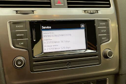 sininen Volkswagen Golf 2017 kuva 23.