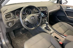 harmaa Volkswagen Golf 2017 kuva 6.