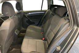 harmaa Volkswagen Golf 2017 kuva 8.