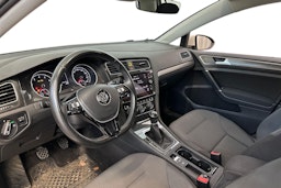 valkoinen Volkswagen Golf 2017 kuva 3.