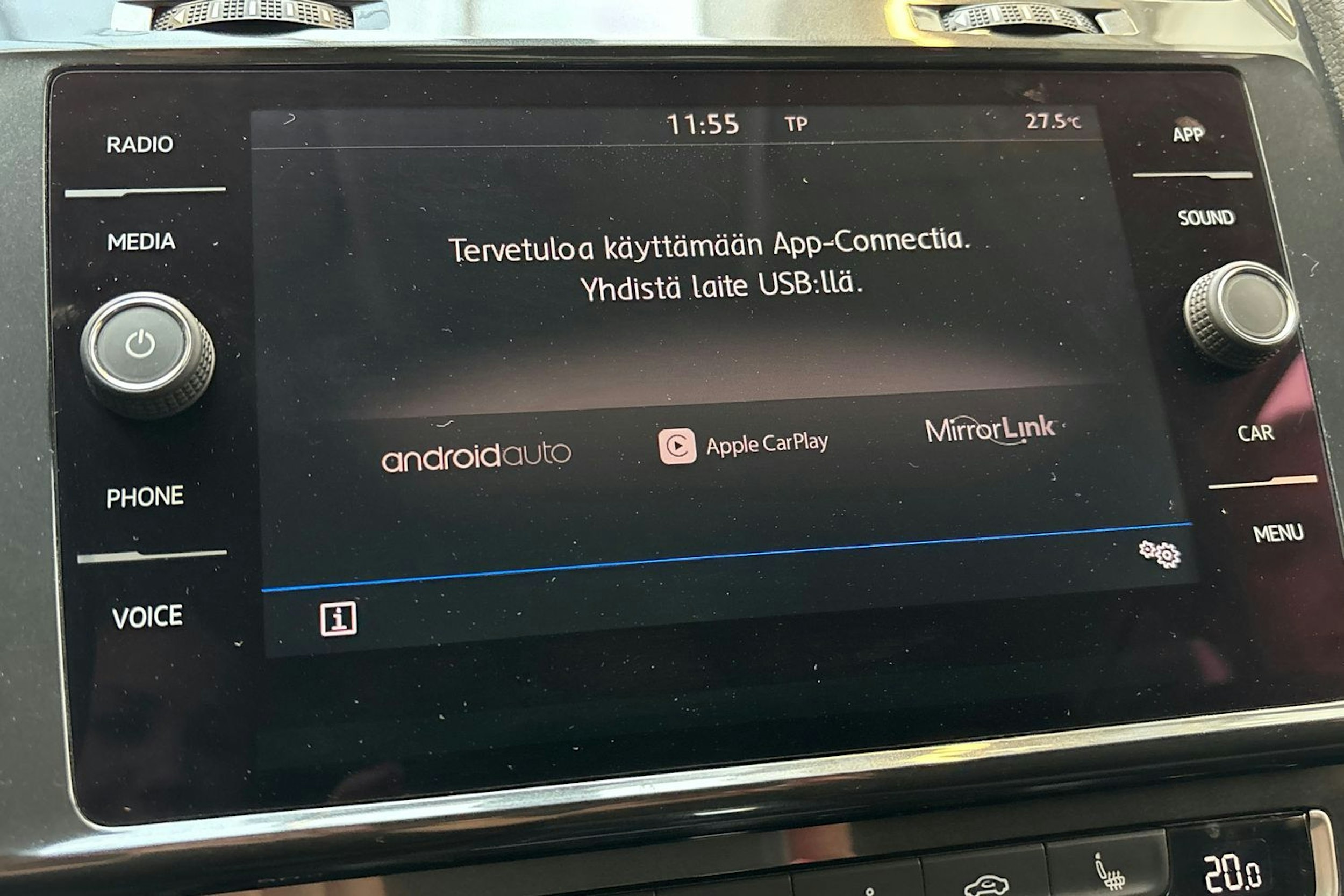 sininen Volkswagen Golf 2017 kuva 23.