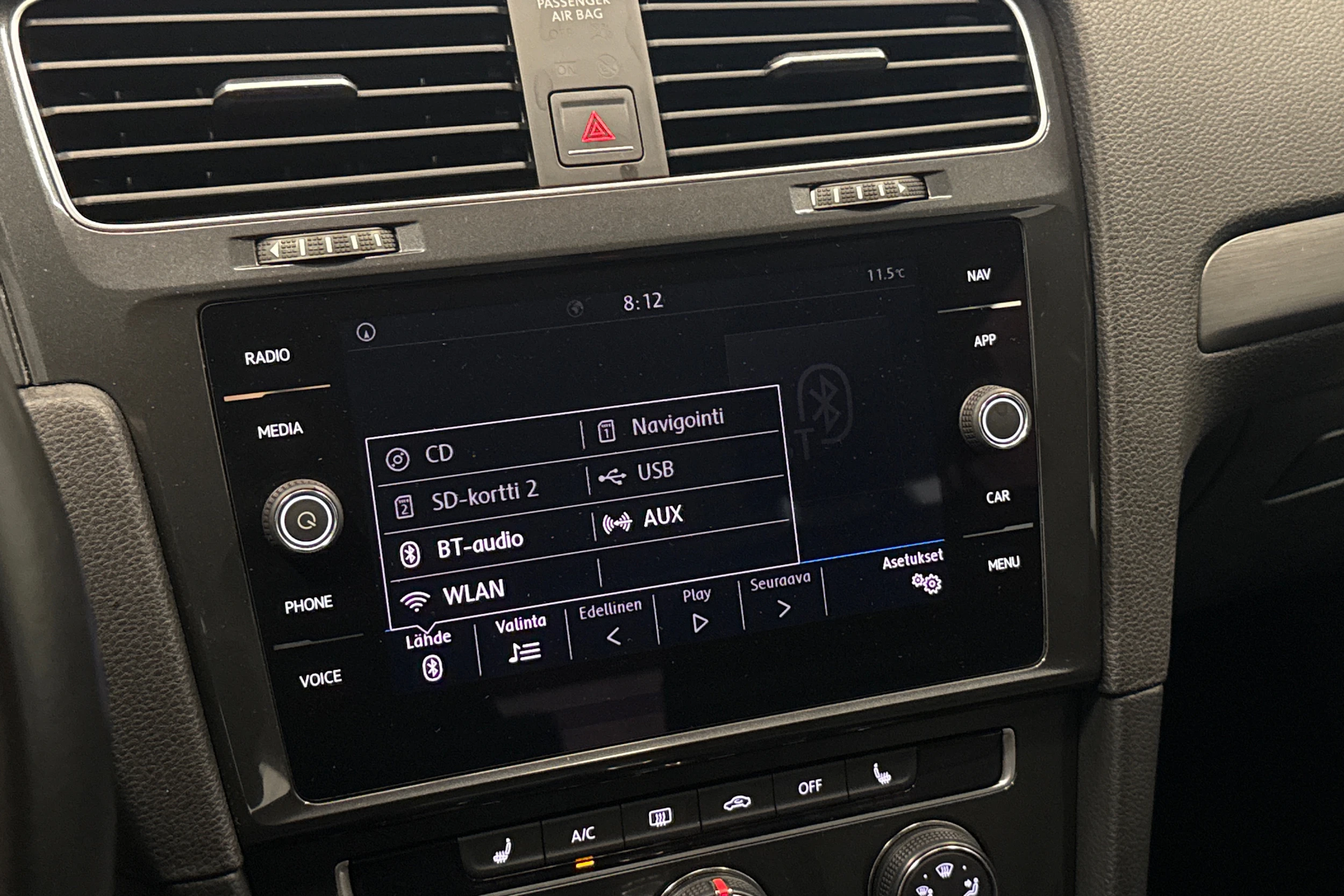 harmaa Volkswagen Golf 2018 kuva 15.