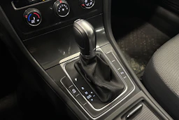 harmaa Volkswagen Golf 2018 kuva 20.