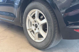 musta Volkswagen Golf 2017 kuva 4.