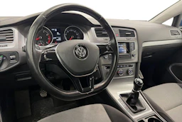 Sininen Volkswagen GOLF 2017 kuva 8.