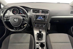 Sininen Volkswagen GOLF 2017 kuva 9.