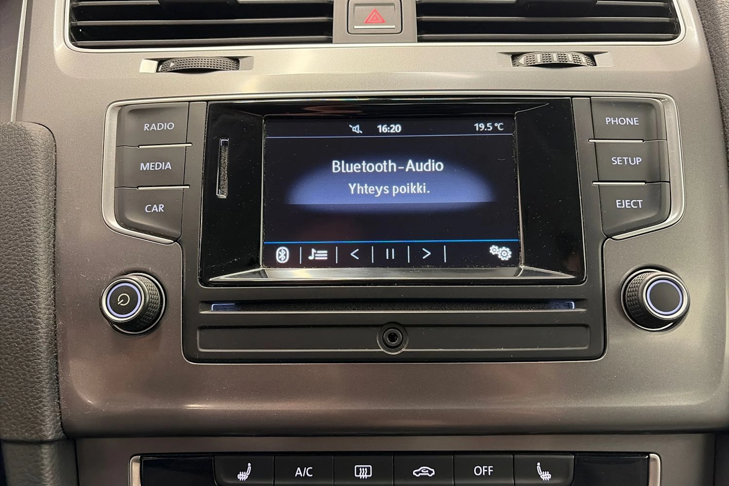 Sininen Volkswagen GOLF 2017 kuva 19.