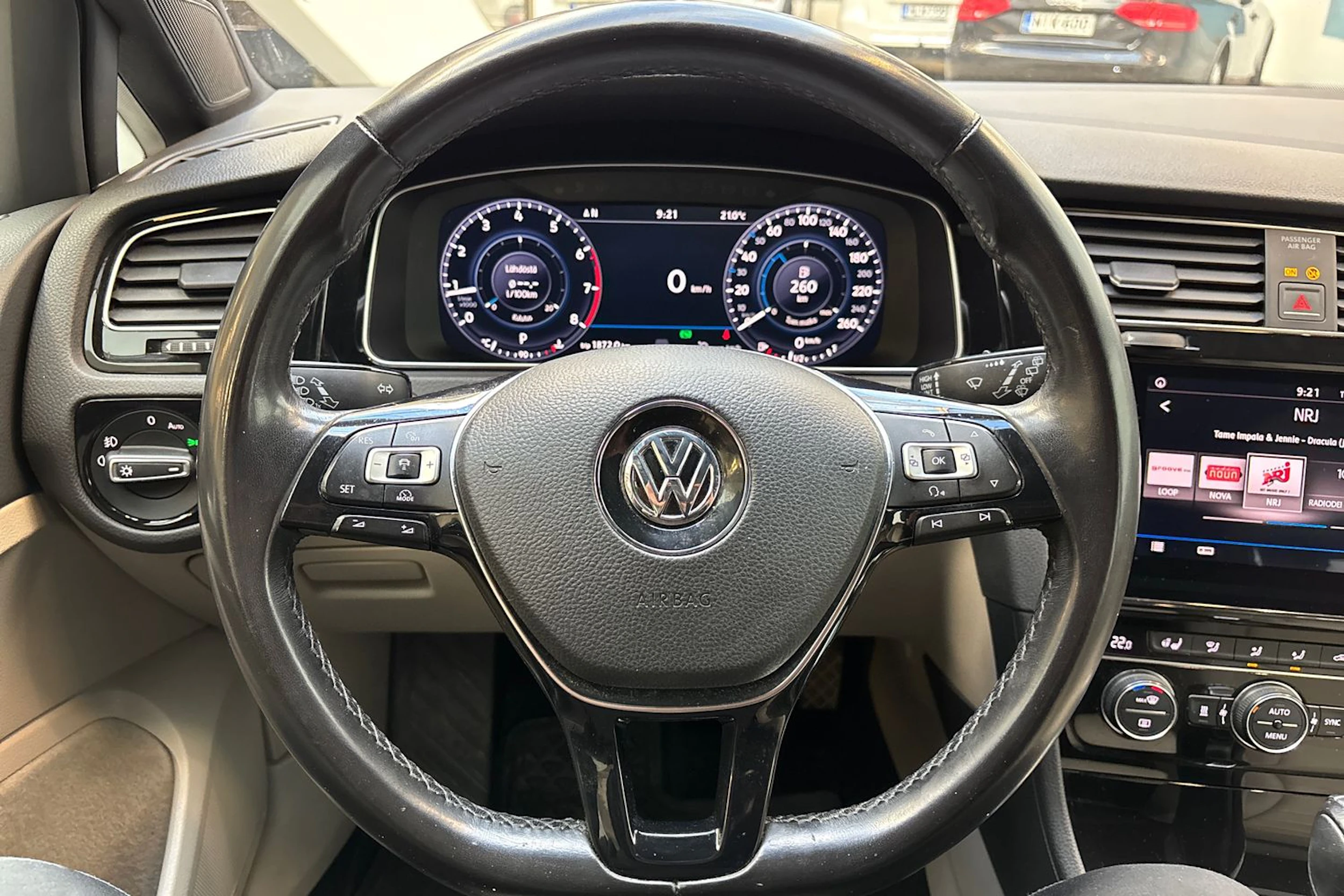 Harmaa Volkswagen GOLF 2017 kuva 21.