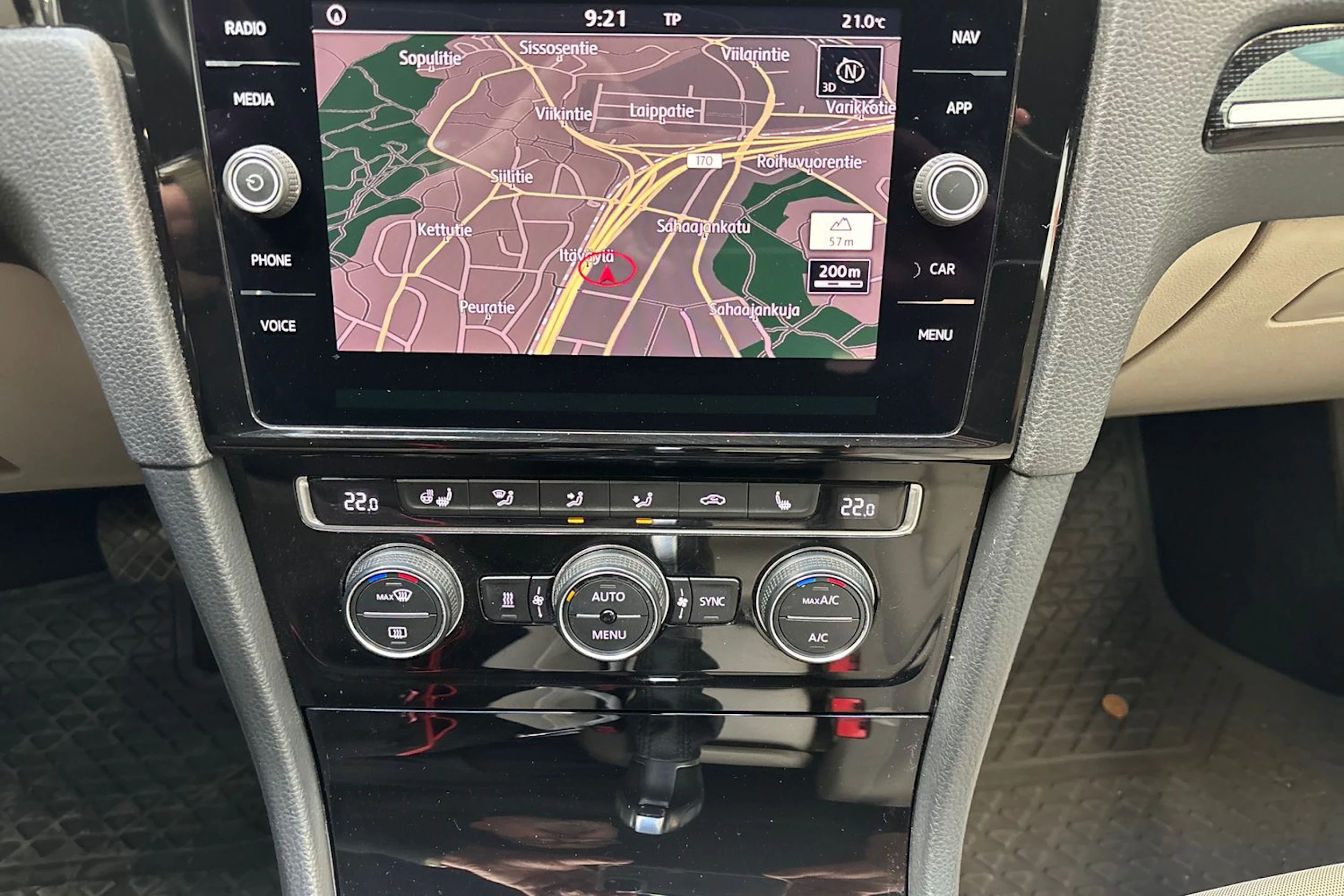 Harmaa Volkswagen GOLF 2017 kuva 24.