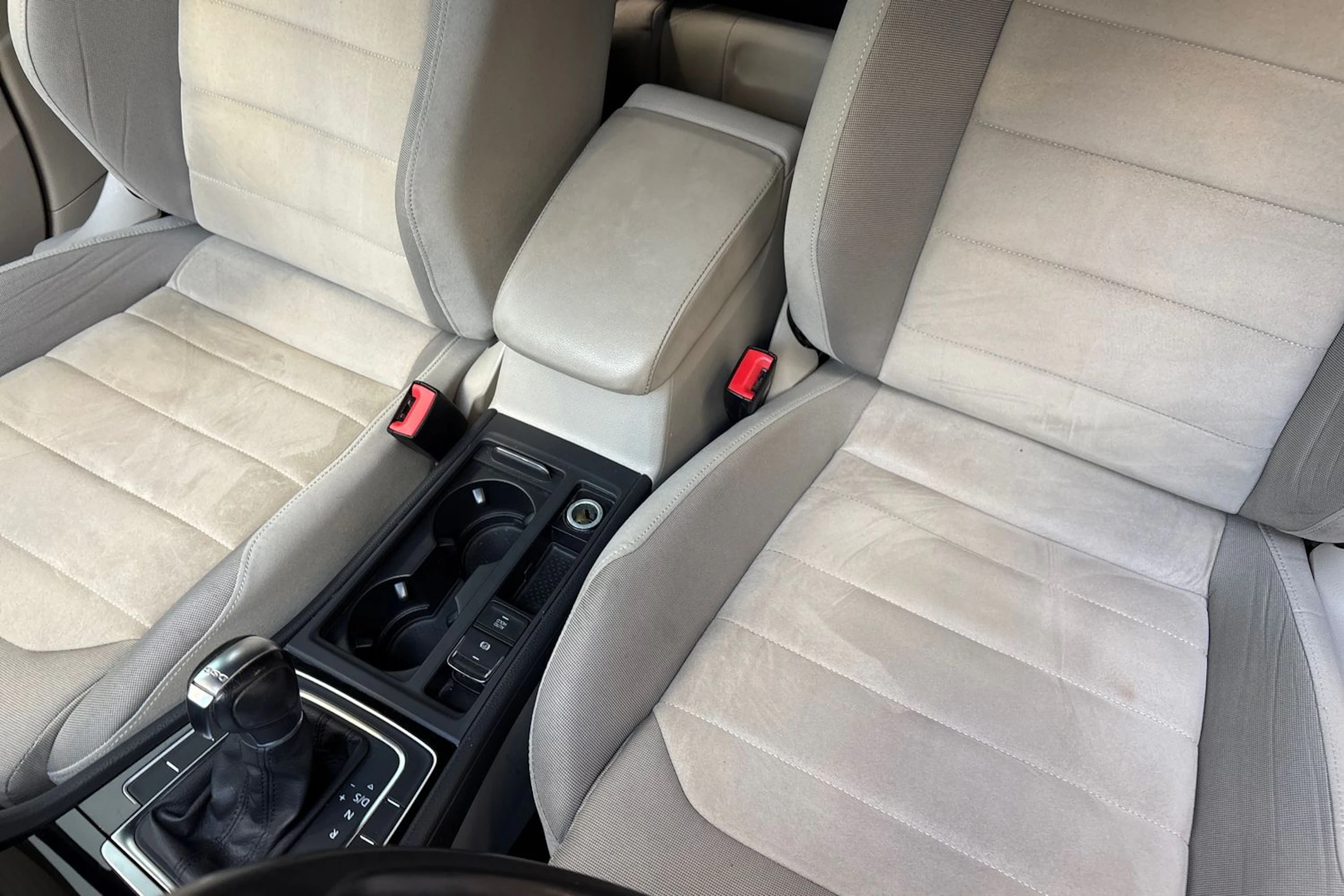 Harmaa Volkswagen GOLF 2017 kuva 26.