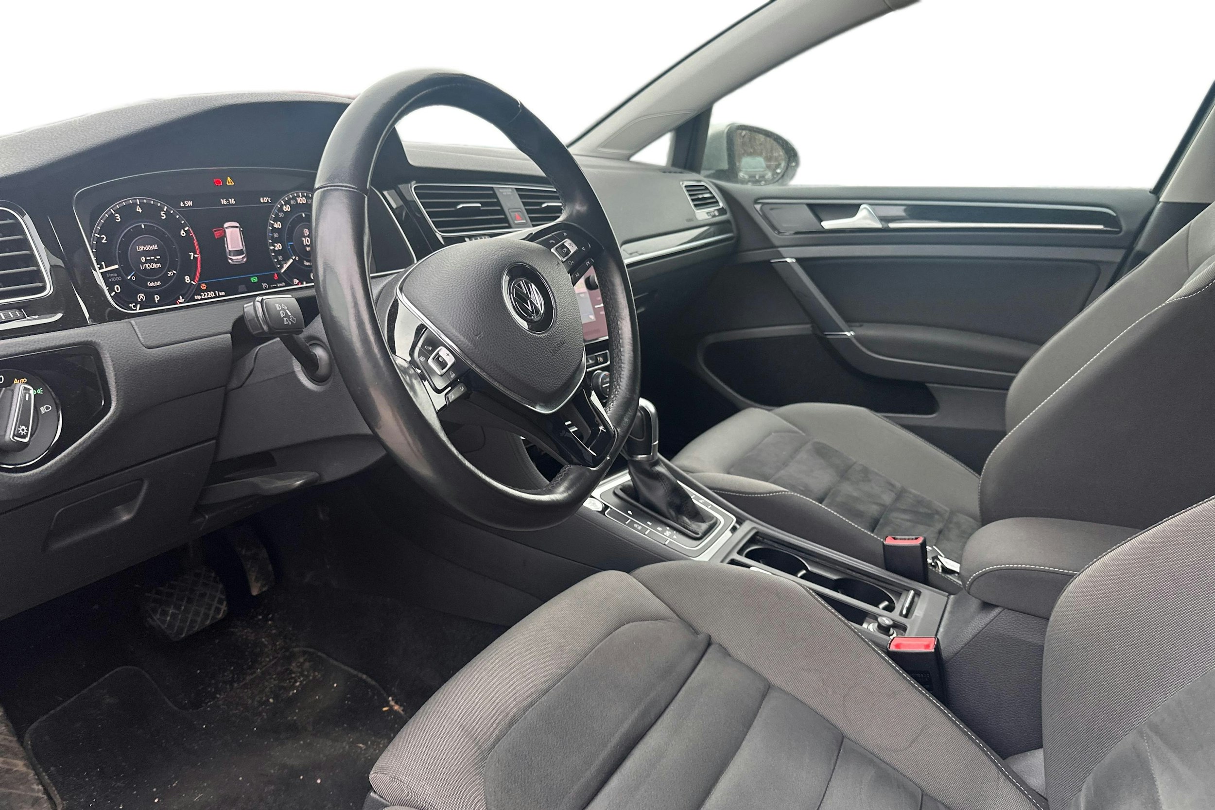 Harmaa Volkswagen GOLF 2017 kuva 3.