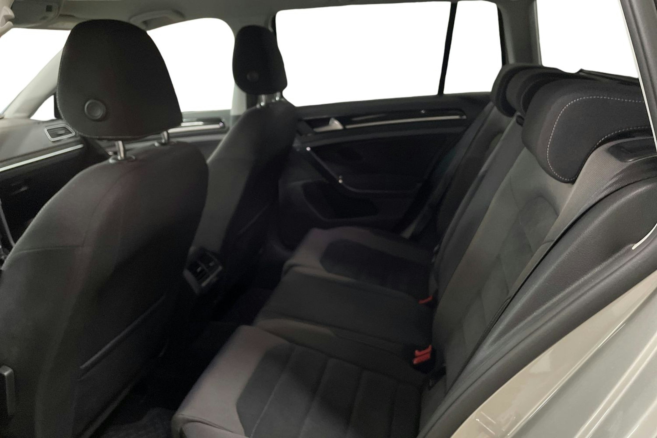 Harmaa Volkswagen GOLF 2017 kuva 10.