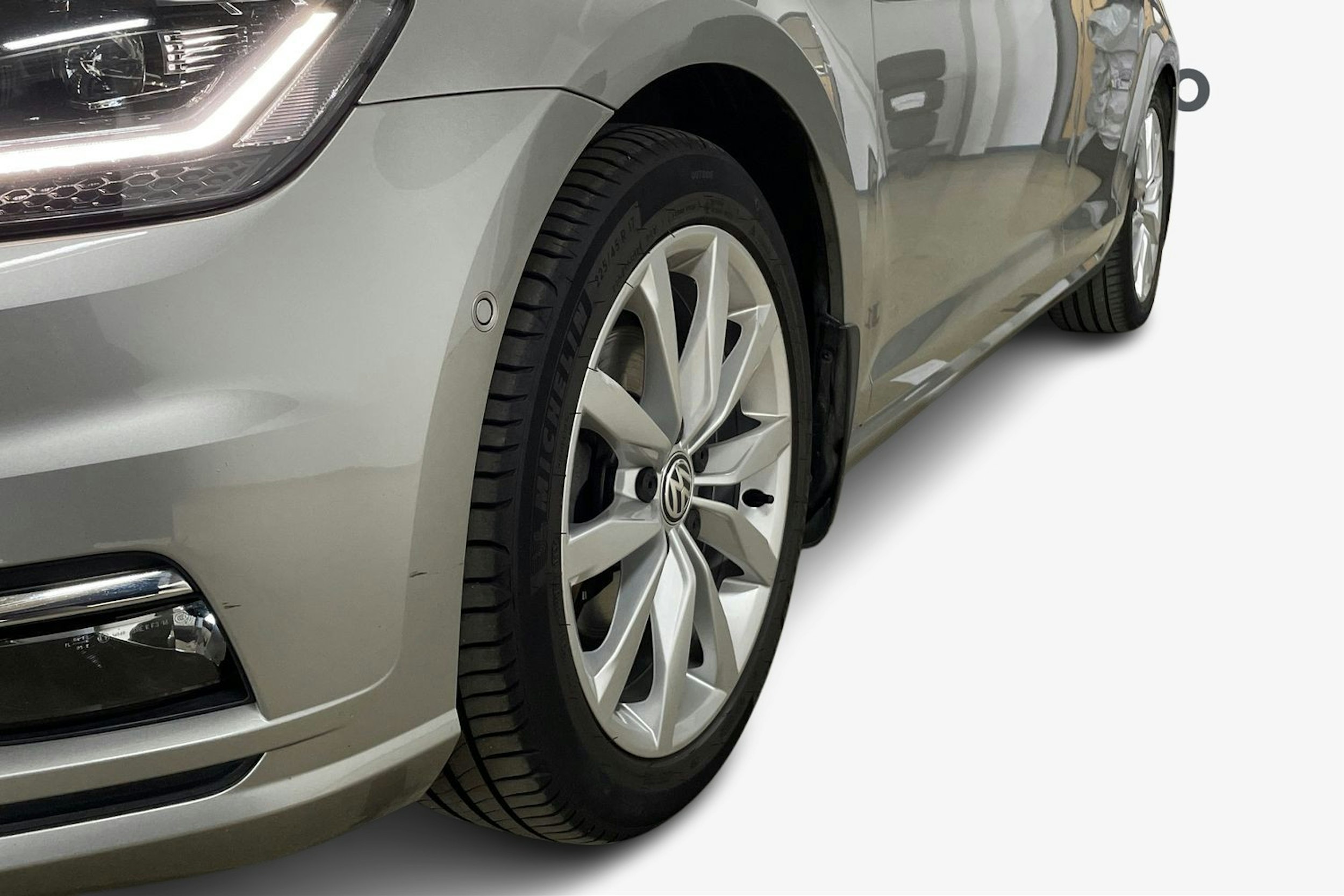 Harmaa Volkswagen GOLF 2017 kuva 11.
