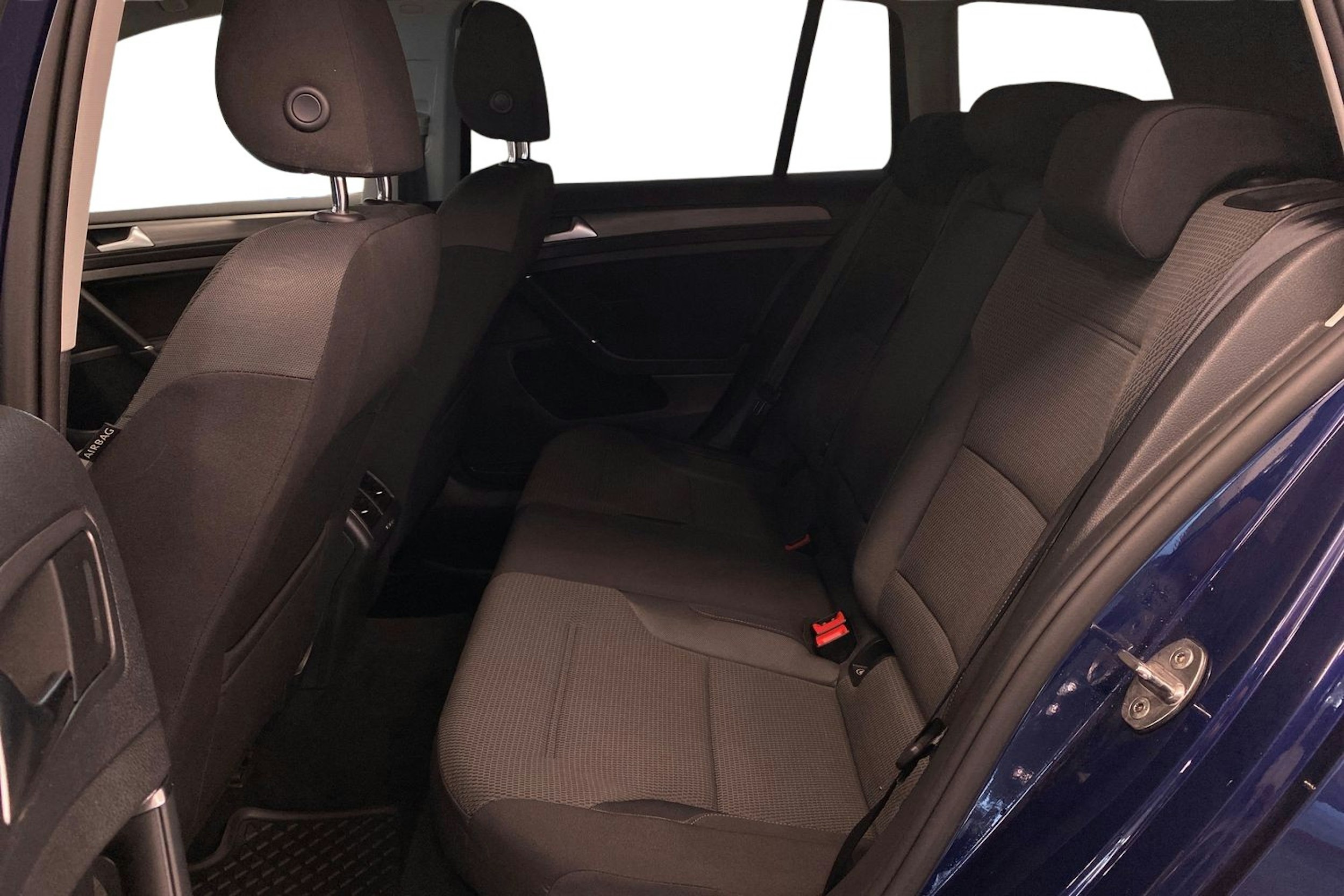 sininen Volkswagen Golf 2017 kuva 10.