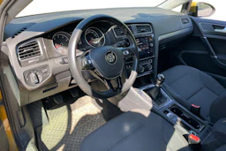 Keltainen Volkswagen GOLF 2017 kuva 3.