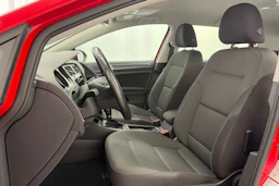 punainen Volkswagen Golf 2017 kuva 16.