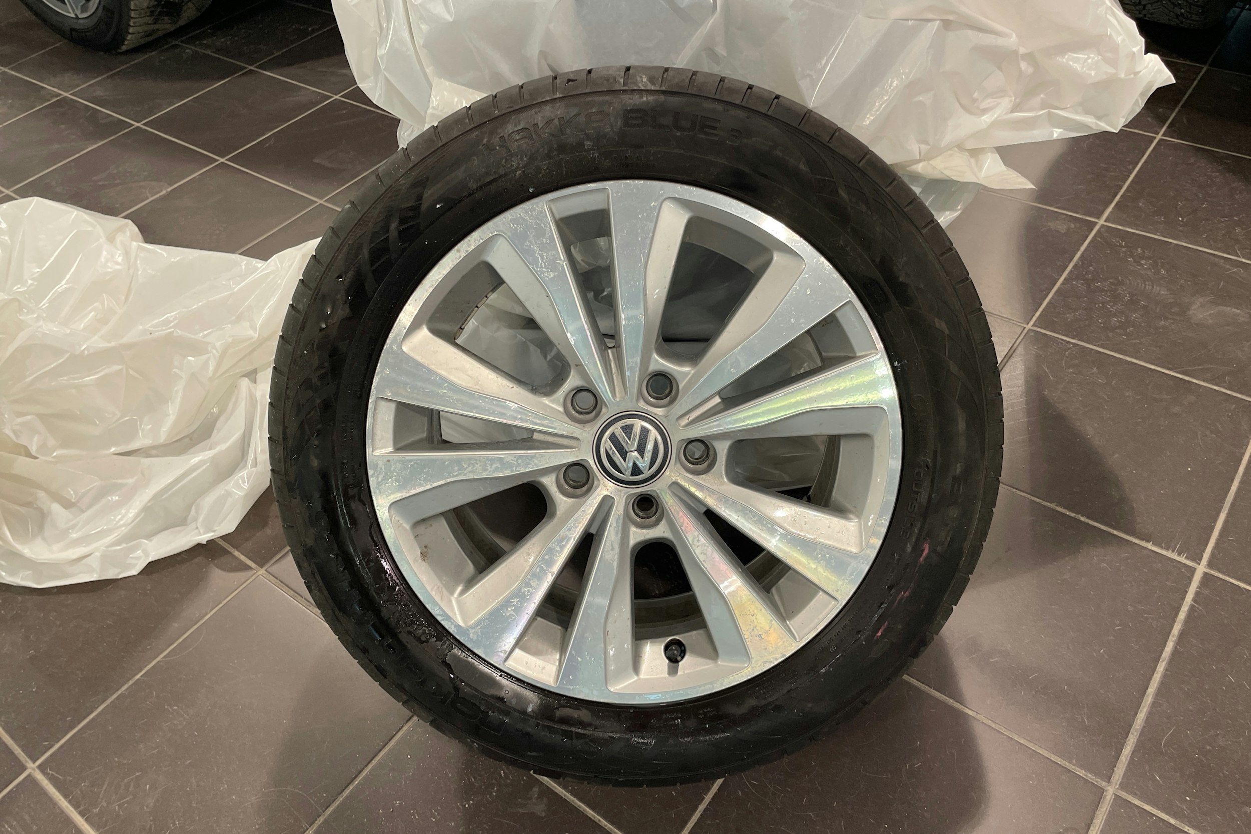 harmaa Volkswagen Golf 2017 kuva 10.