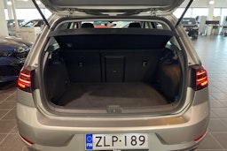 harmaa Volkswagen Golf 2017 kuva 13.