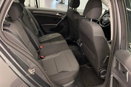 Harmaa Volkswagen GOLF 2017 kuva 19.