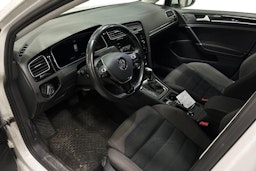 Valkoinen Volkswagen GOLF 2018 kuva 3.