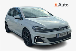 valkoinen Volkswagen Golf 2018 kuva 1.