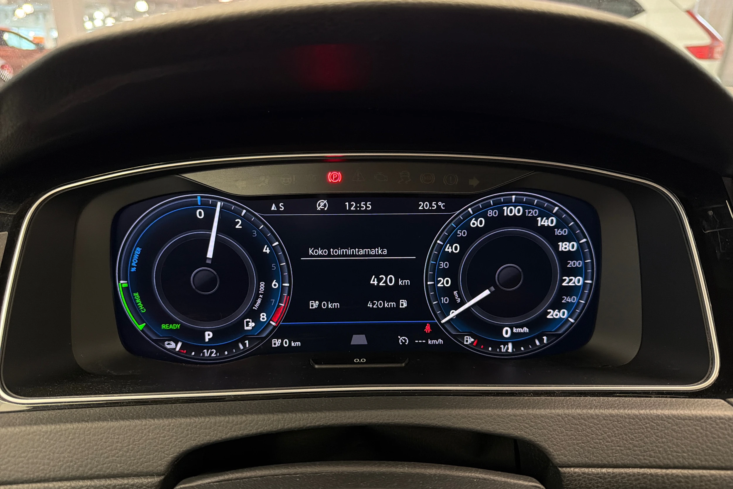 valkoinen Volkswagen Golf 2018 kuva 17.