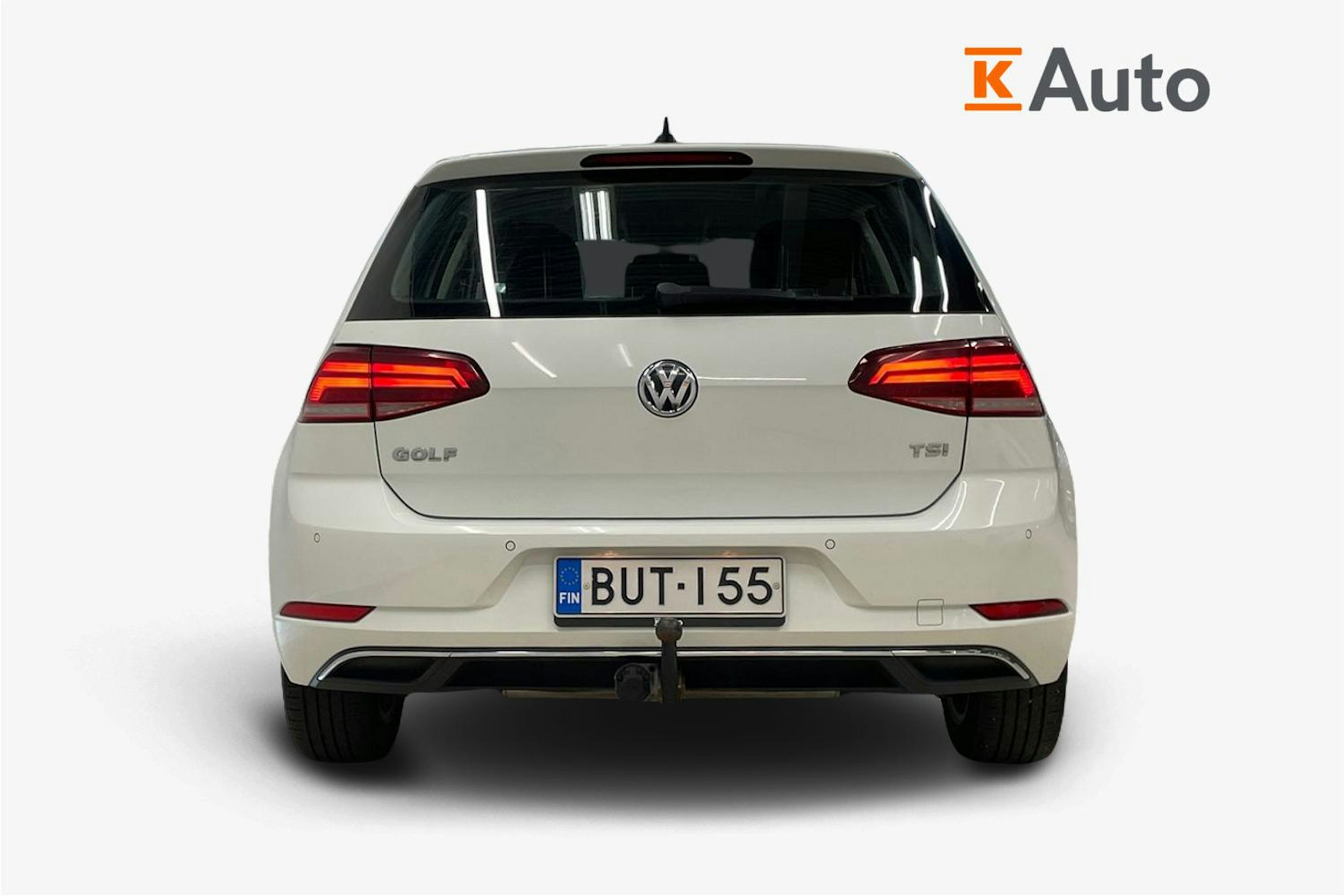 valkoinen Volkswagen Golf 2018 kuva 3.