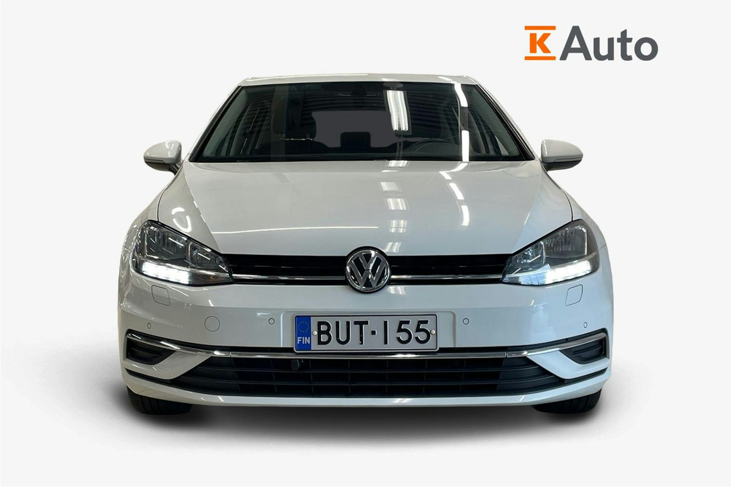 valkoinen Volkswagen Golf 2018 kuva 5.