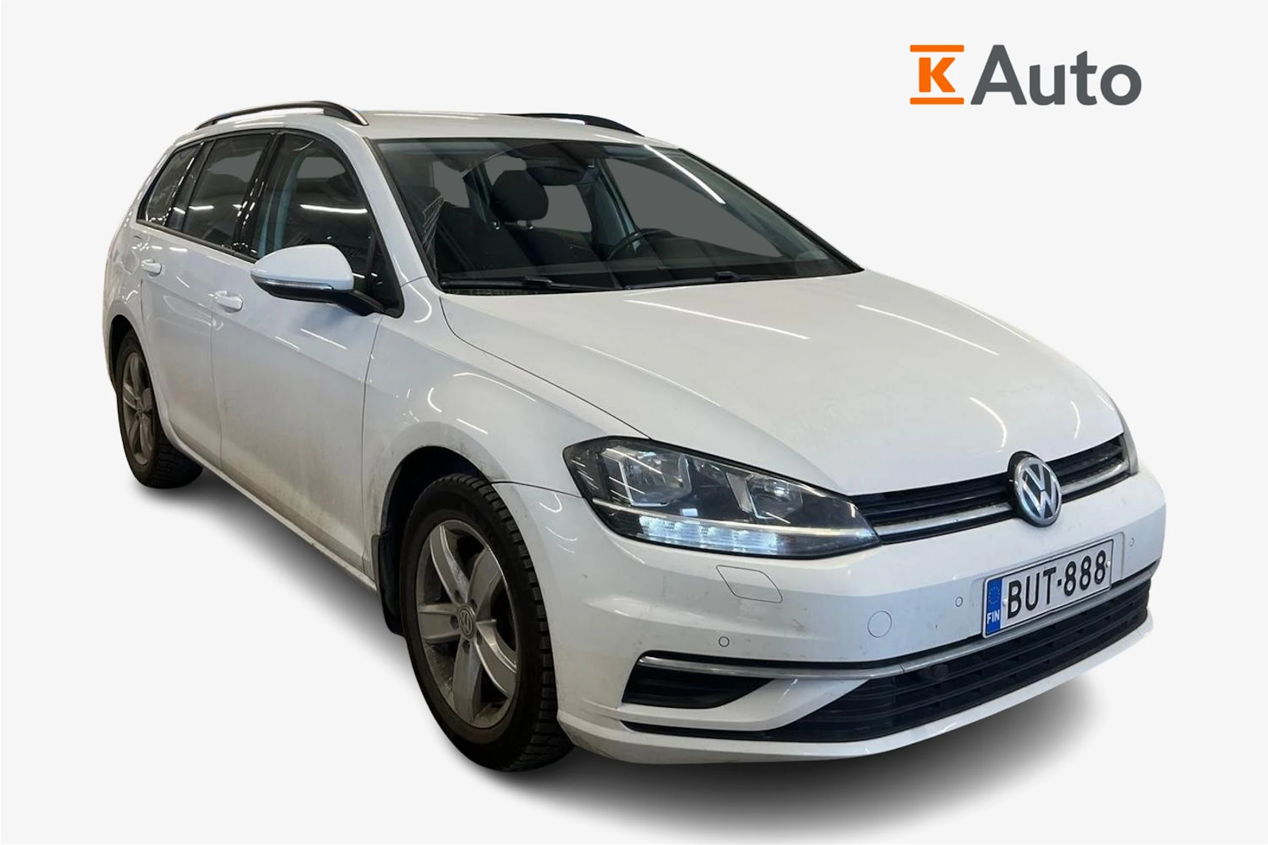 valkoinen Volkswagen Golf 2018 kuva 1.