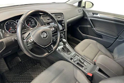 valkoinen Volkswagen Golf 2018 kuva 6.